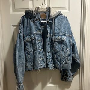 American Eagle Denim Cropped Jacket with Hood NWOT